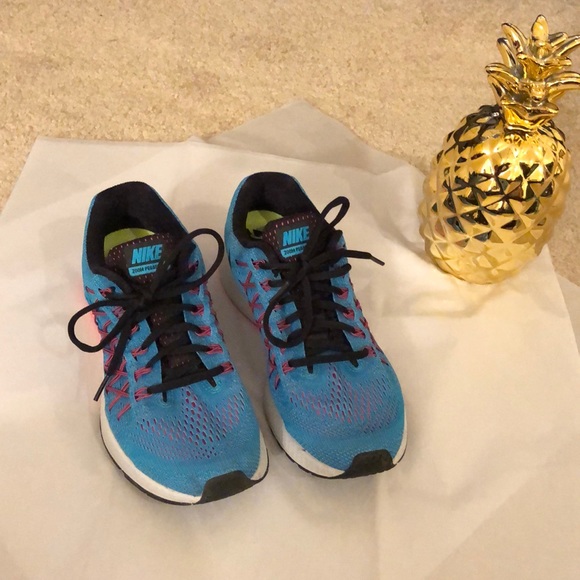 Nike Shoes - Nike Zoom Pegasus 32 Sneakers